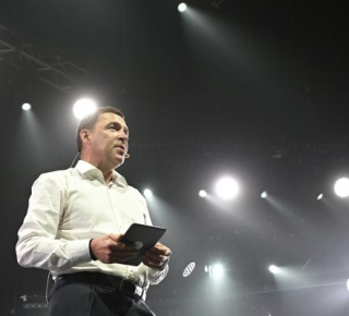 Многотысячная поддержка Евгения Куйвашева 
